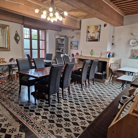 Le Relais Des Dames Panzió Neuville-sur-Saône Kültér fotó