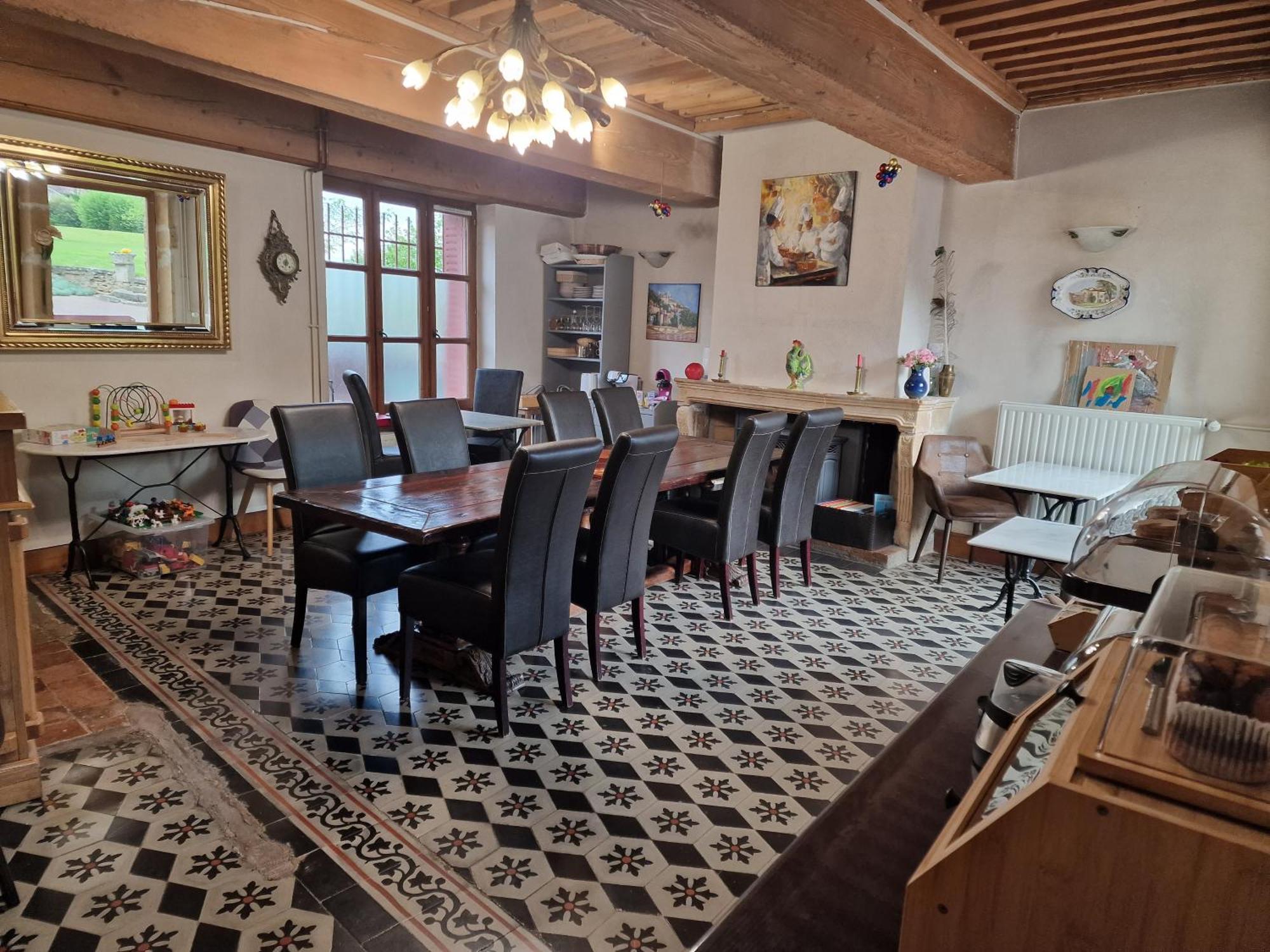 Le Relais Des Dames Panzió Neuville-sur-Saône Kültér fotó
