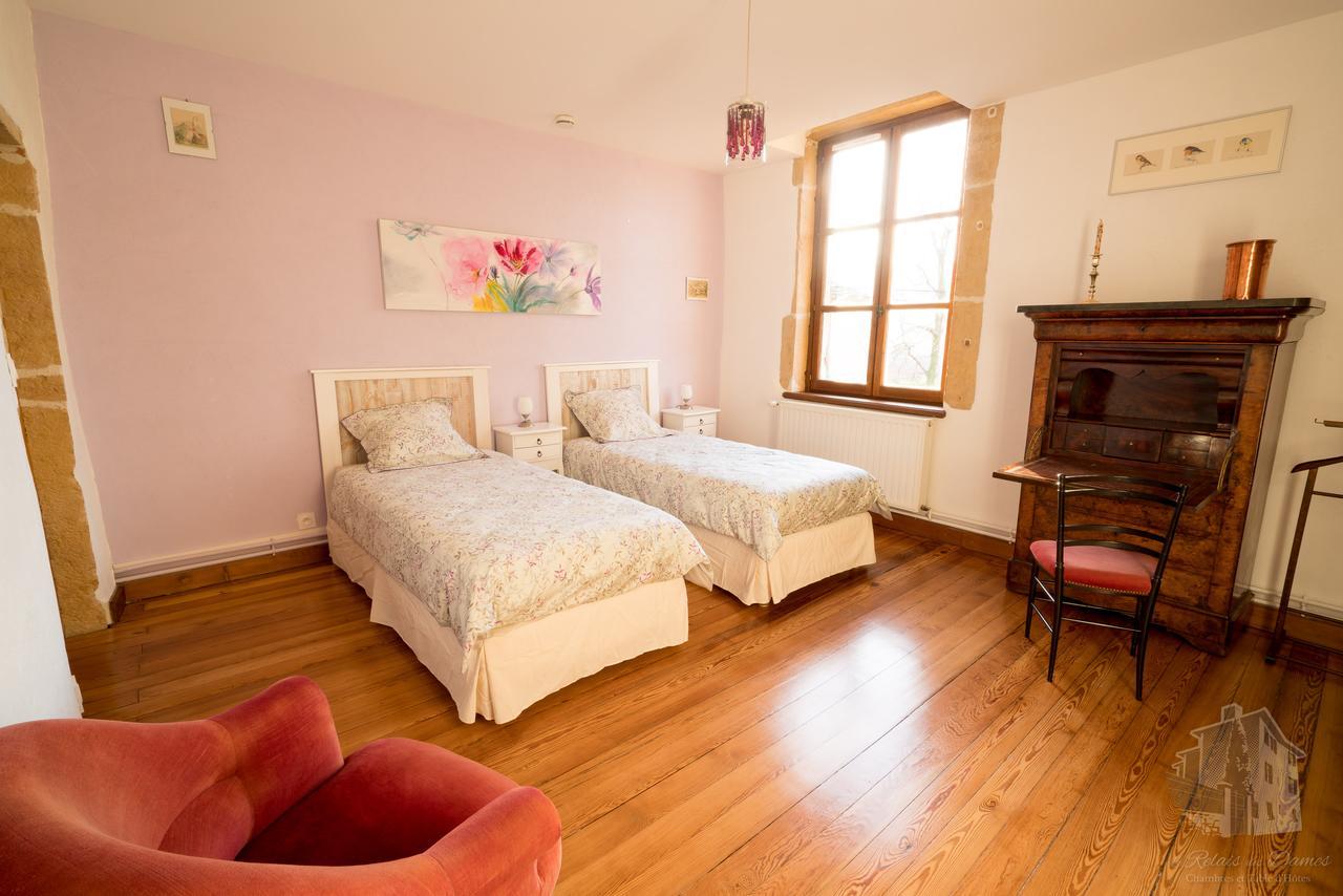Le Relais Des Dames Panzió Neuville-sur-Saône Kültér fotó