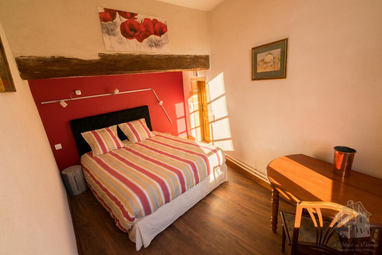 Le Relais Des Dames Panzió Neuville-sur-Saône Kültér fotó